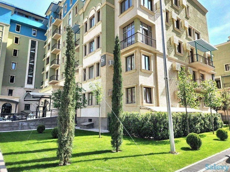“Yangi Darxon” turar-joy majmuasi hovlisi